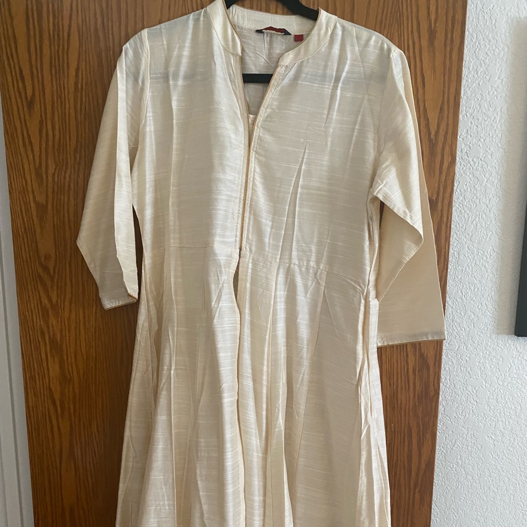 New Clothing: Long Beige Kurtha
